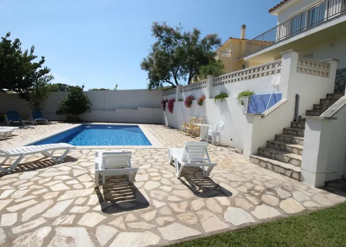 Hart Villa *
